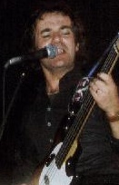 Jim Rodford in Offenbach, Foto: Hans-Georg Kwasniok